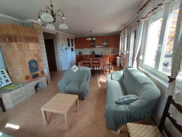 Eladó családi ház, Szegin 59 M Ft, 3+3 szobás