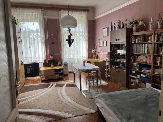 Eladó téglalakás, Budapesten, VII. kerületben 65 M Ft