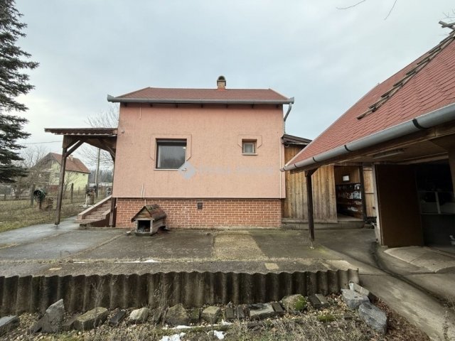 Eladó családi ház, Isaszegen 46 M Ft, 2 szobás