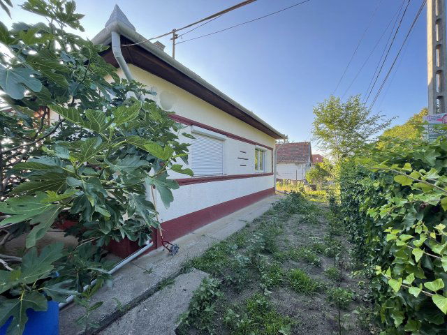 Eladó családi ház, Dömsödön, Dunavecsei úton 39.9 M Ft