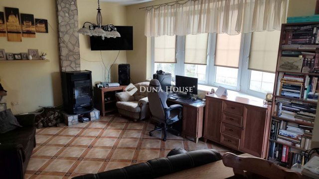 Eladó családi ház, Gárdonyban 150 M Ft, 5 szobás