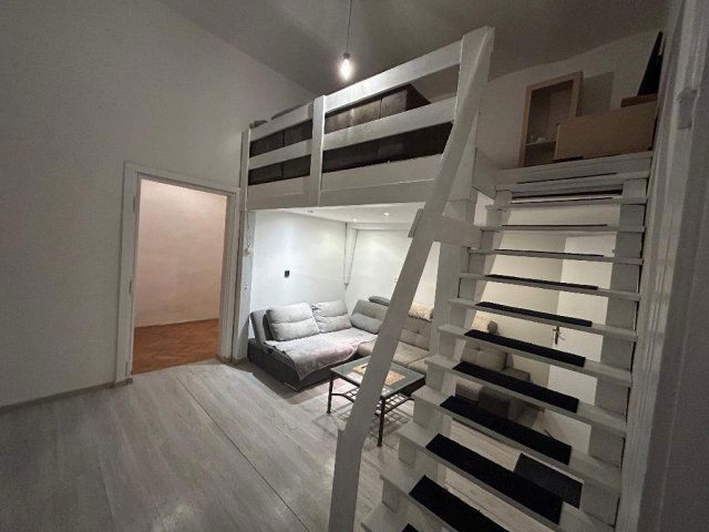 Eladó téglalakás, Budapesten, VII. kerületben 48.9 M Ft