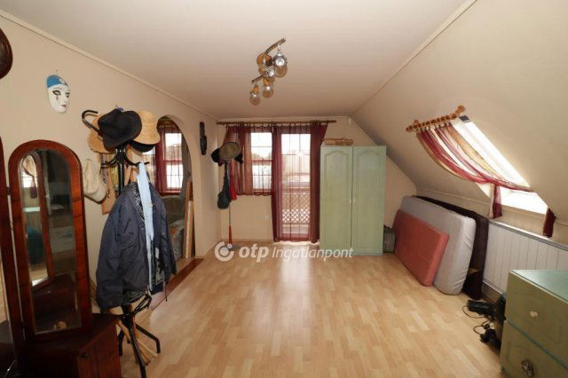 Eladó családi ház, Ráckevén 79.5 M Ft, 5 szobás