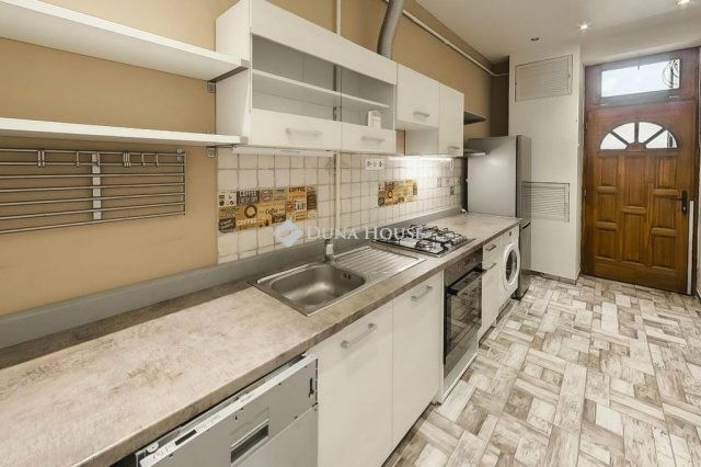 Eladó téglalakás, Budapesten, XIII. kerületben 69.9 M Ft