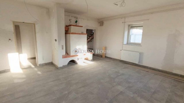 Eladó családi ház, Mohácson 43 M Ft, 4 szobás