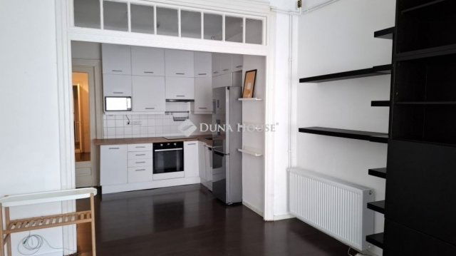 Eladó téglalakás, Budapesten, I. kerületben 99.9 M Ft, 2 szobás