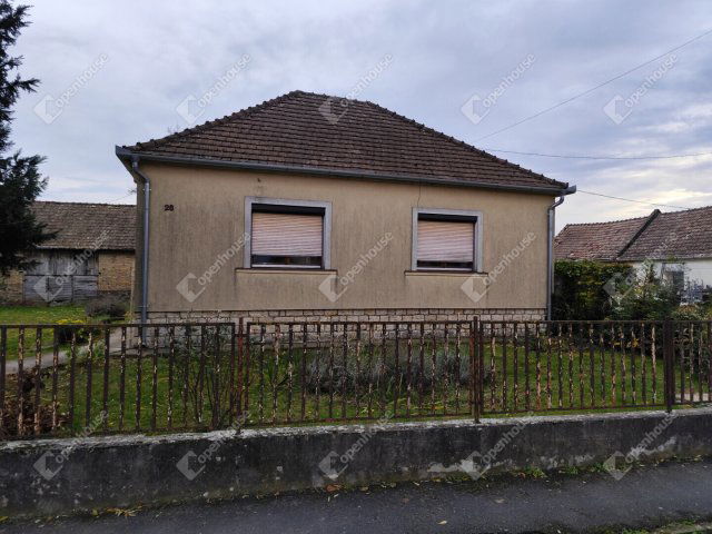 Eladó családi ház, Türjén 18.1 M Ft, 3 szobás