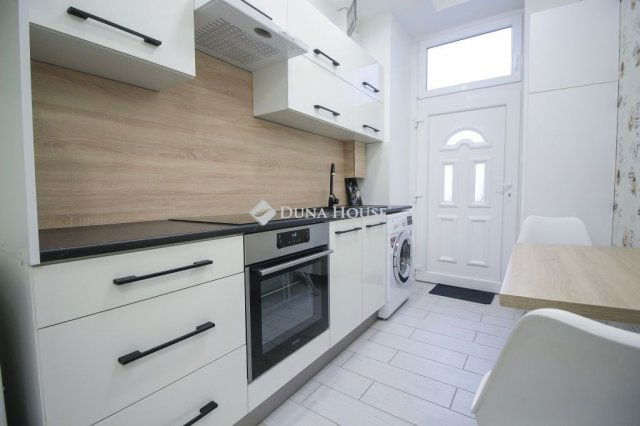 Eladó téglalakás, Budapesten, XIV. kerületben 59.9 M Ft