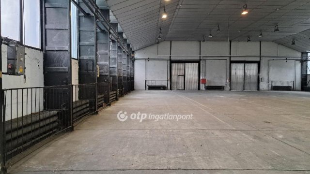 Kiadó ipari ingatlan, Gödön 2237 E Ft / hó