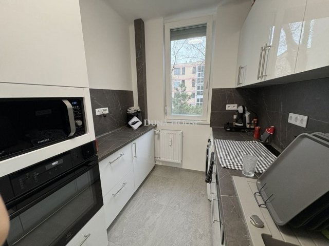 Eladó téglalakás, Budapesten, X. kerületben 74.5 M Ft, 2 szobás