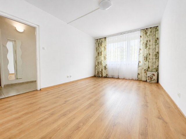 Eladó panellakás, Budapesten, XVIII. kerületben 49.99 M Ft