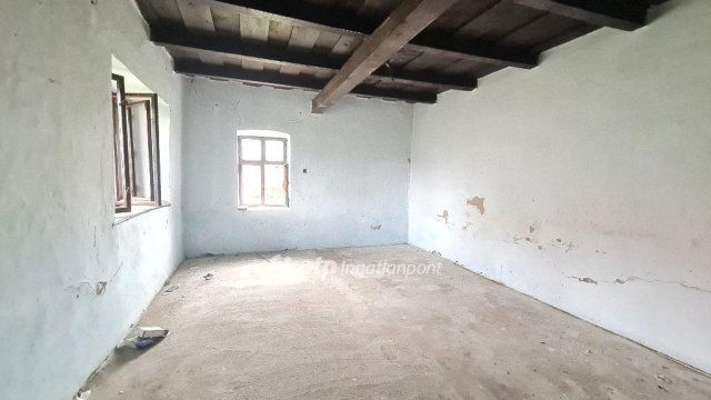Eladó családi ház, Dunapatajon 7.5 M Ft, 2 szobás