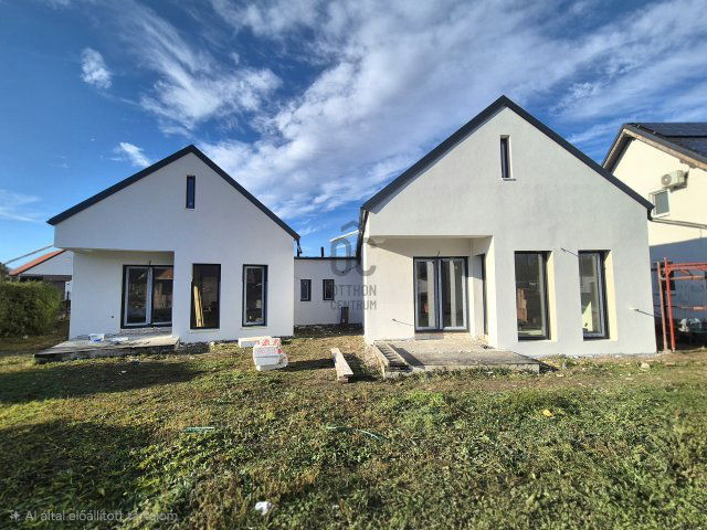 Eladó ikerház, Nagycenken 89.5 M Ft, 4 szobás