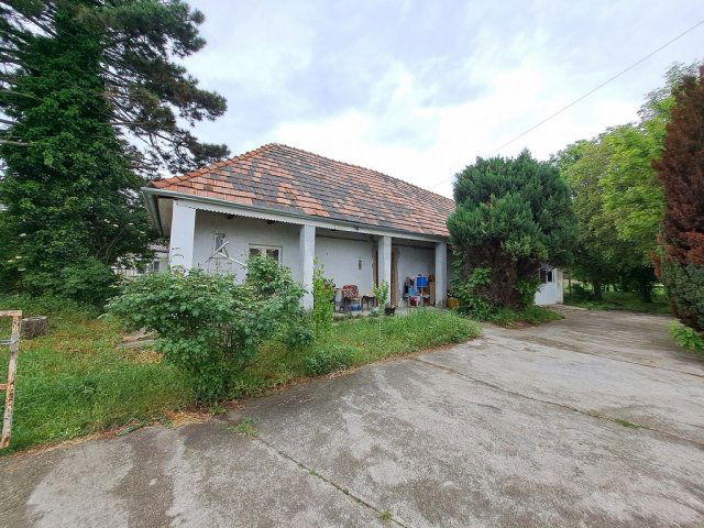 Eladó családi ház, Pilisen, Szegfű utcában 26.5 M Ft, 3 szobás
