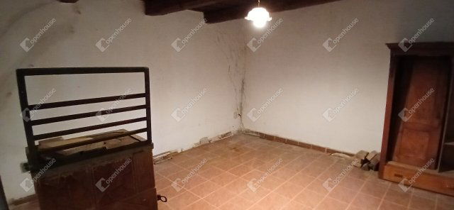 Eladó családi ház, Zalatárnokon 5 M Ft, 2 szobás