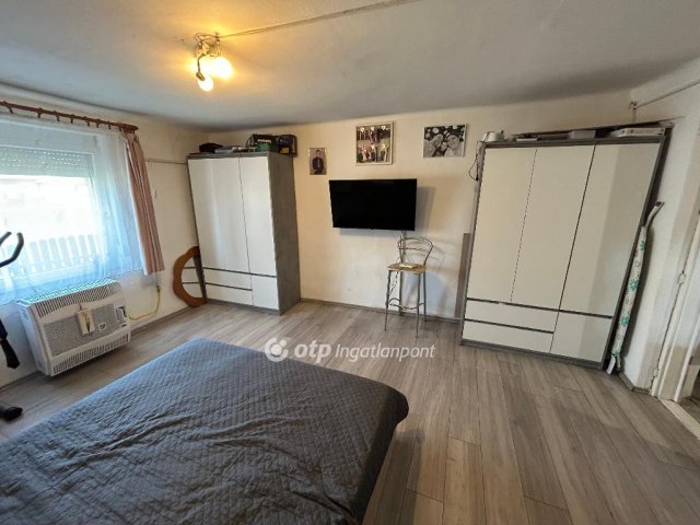 Eladó családi ház, Hajdúhadházon 35 M Ft, 3 szobás