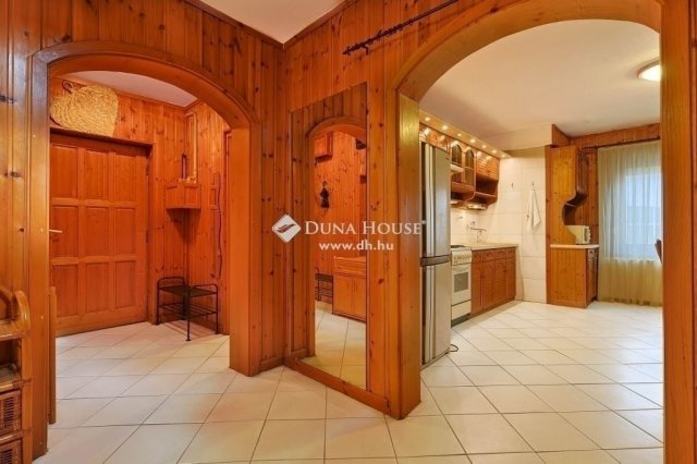 Eladó családi ház, Budapesten, XVIII. kerületben 109 M Ft