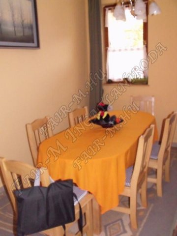 Kiadó családi ház, albérlet, Hódmezővásárhelyen 90 E Ft / hó