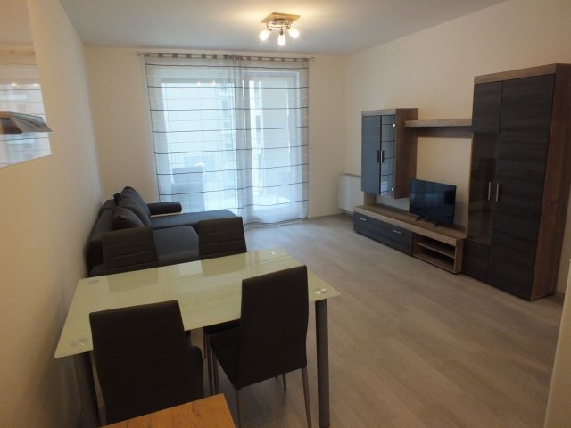 Kiadó téglalakás, albérlet, Debrecenben 250 E Ft / hó, 2 szobás