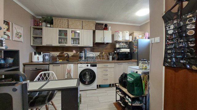 Eladó családi ház, Sarkadon 9.2 M Ft, 1 szobás