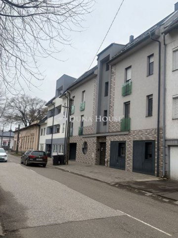 Eladó téglalakás, Nyíregyházán 53.5 M Ft, 2 szobás