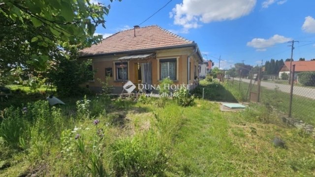 Eladó családi ház, Káván 34.5 M Ft, 2 szobás