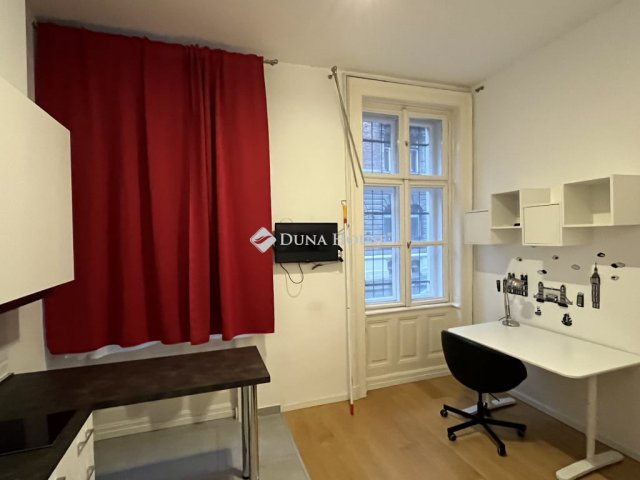 Kiadó téglalakás, albérlet, Budapesten, VII. kerületben