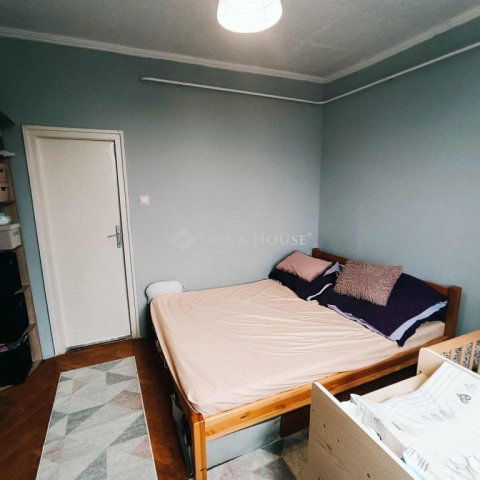 Eladó téglalakás, Szabadszálláson 16 M Ft, 2 szobás