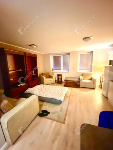 Eladó téglalakás, Mosonmagyaróváron 44.9 M Ft, 2 szobás