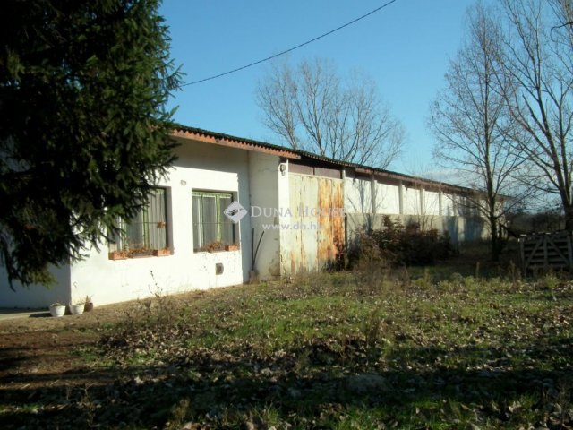 Eladó mezogazdasagi ingatlan, Csongrádon 118 M Ft, 1 szobás