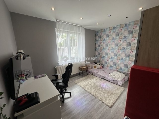 Eladó családi ház, Albertirsán 130 M Ft, 4 szobás