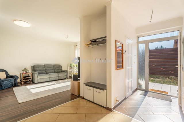 Eladó ikerház, Csömörön 136 M Ft, 4 szobás