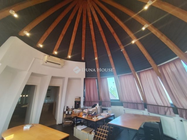 Eladó iroda, Kecskeméten 54.99 M Ft / költözzbe.hu