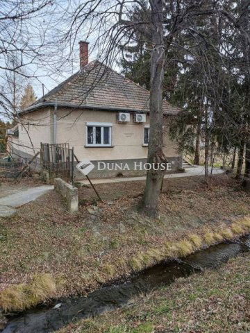 Eladó családi ház, Diósjenőn 56.9 M Ft, 3 szobás