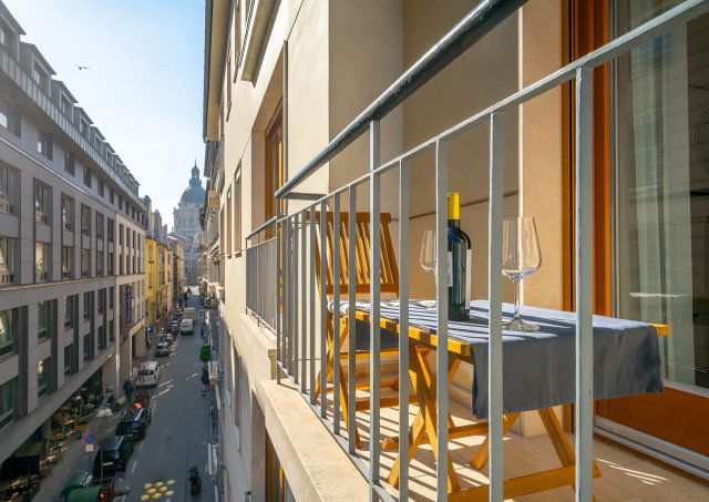 Eladó téglalakás, Budapesten, VI. kerületben 199 M Ft, 3 szobás