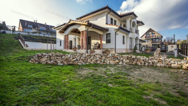 Eladó családi ház, Érden 355 M Ft, 5 szobás