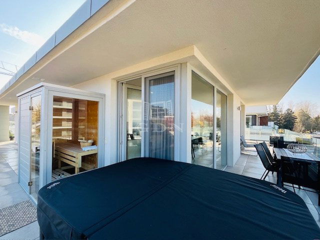 Eladó téglalakás, Balatonlelleén 195 M Ft, 3 szobás