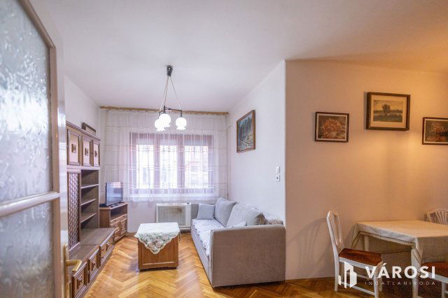 Kiadó téglalakás, albérlet, Hódmezővásárhelyen 130 E Ft / hó