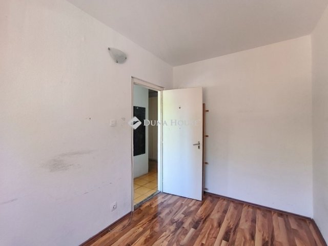 Eladó panellakás, Budapesten, X. kerületben 62.9 M Ft, 2+1 szobás