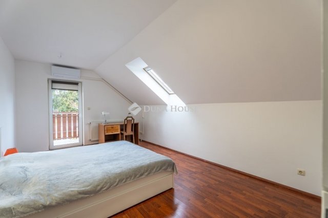 Eladó ikerház, Csömörön 136 M Ft, 4 szobás