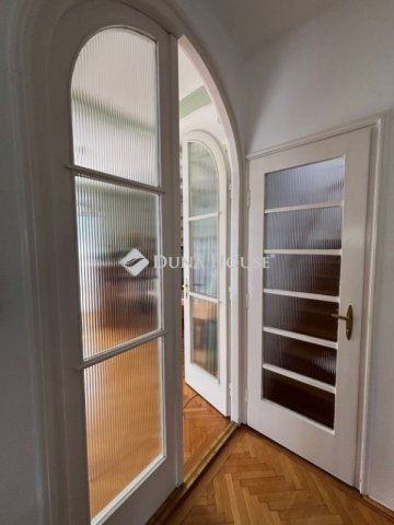 Kiadó családi ház, albérlet, Budapesten, II. kerületben