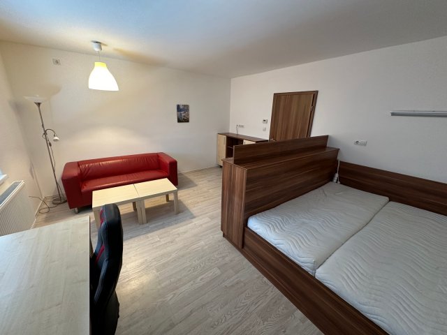 Kiadó téglalakás, albérlet, Pécsett, Szent István téren