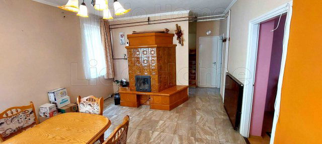 Eladó családi ház, Siófokon 89.9 M Ft, 12 szobás