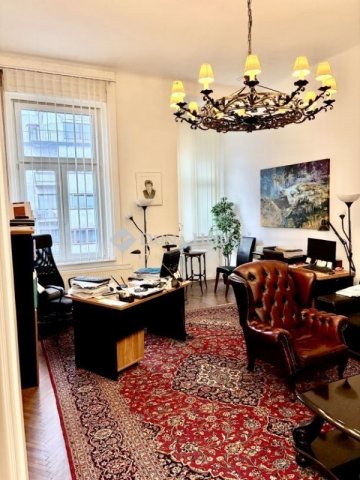 Eladó téglalakás, Budapesten, II. kerületben 164.9 M Ft