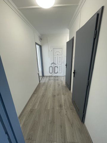 Eladó panellakás, Debrecenben 63.9 M Ft, 3 szobás