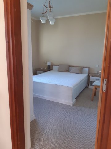 Eladó családi ház, Balatonfenyvesen 149 M Ft, 8 szobás