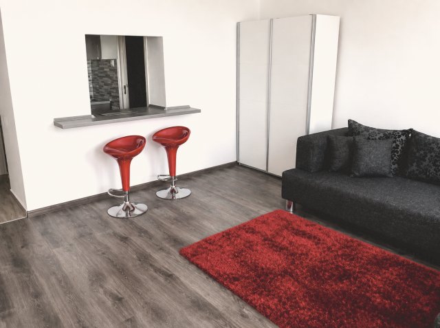Eladó panellakás, Szekszárdon, Barátság utcában 26.5 M Ft