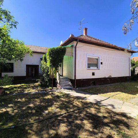 Eladó családi ház, Helvécián, Petőfi Sándor utcában 42.9 M Ft