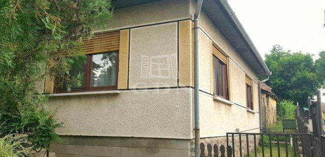 Eladó családi ház, Vámosmikolán 29 M Ft, 3 szobás
