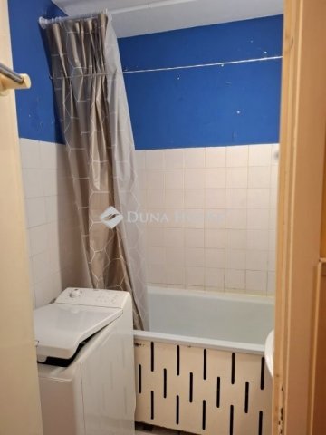 Eladó panellakás, Hódmezővásárhelyen 41.5 M Ft, 2 szobás